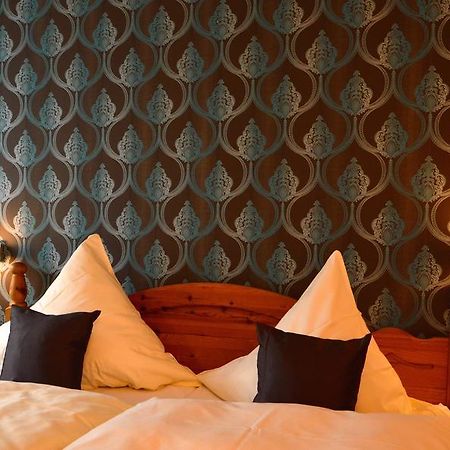 Gaestehaus Des Haus Krone Bexbach Экстерьер фото
